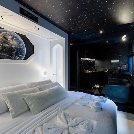 Ferienwohnung Galaxy La Tete Dans Les Etoiles Riom Exterior foto