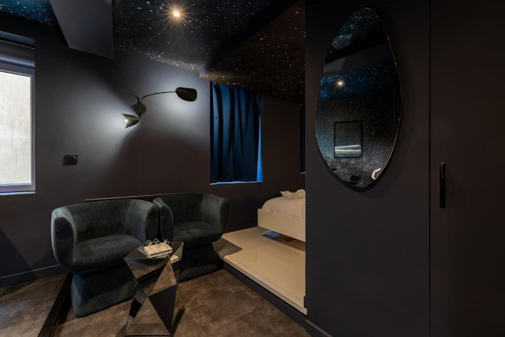 Ferienwohnung Galaxy La Tete Dans Les Etoiles Riom Exterior foto